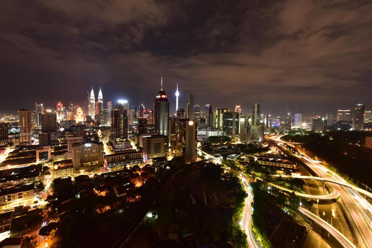 Tuxedo Kl -No.1 Rooftop Pool W Skyscraper Views Kuala Lumpur Exterior foto