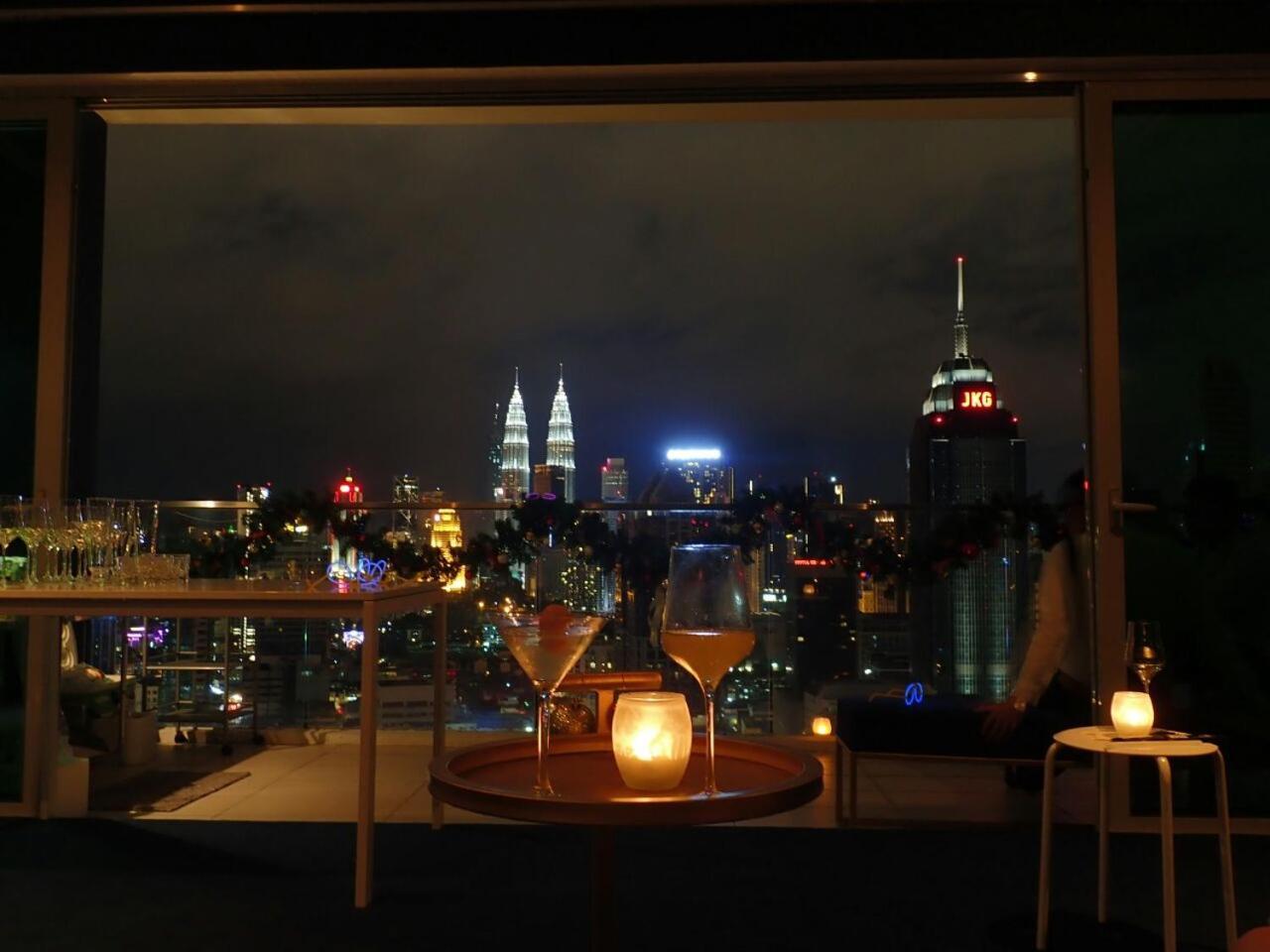 Tuxedo Kl -No.1 Rooftop Pool W Skyscraper Views Kuala Lumpur Exterior foto