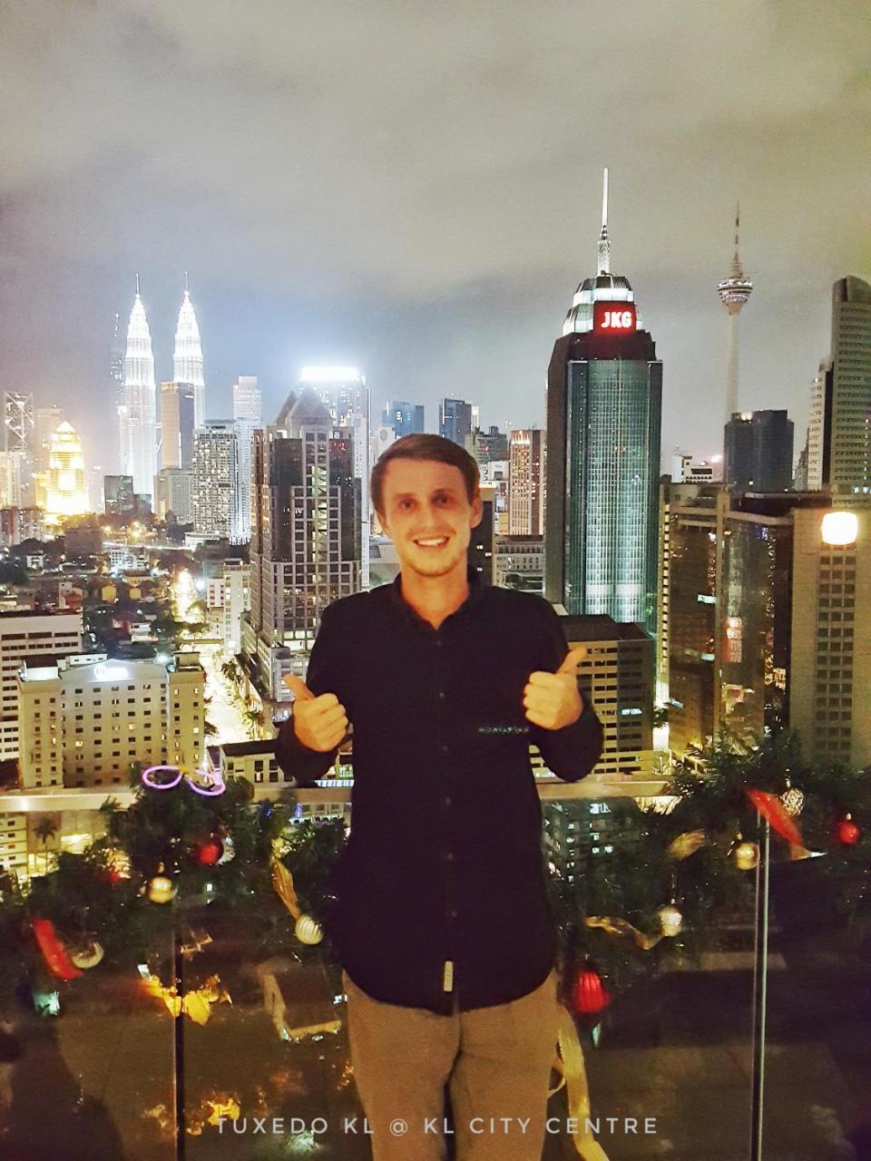 Tuxedo Kl -No.1 Rooftop Pool W Skyscraper Views Kuala Lumpur Exterior foto